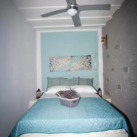 Apartament Anatoli In Front Of The